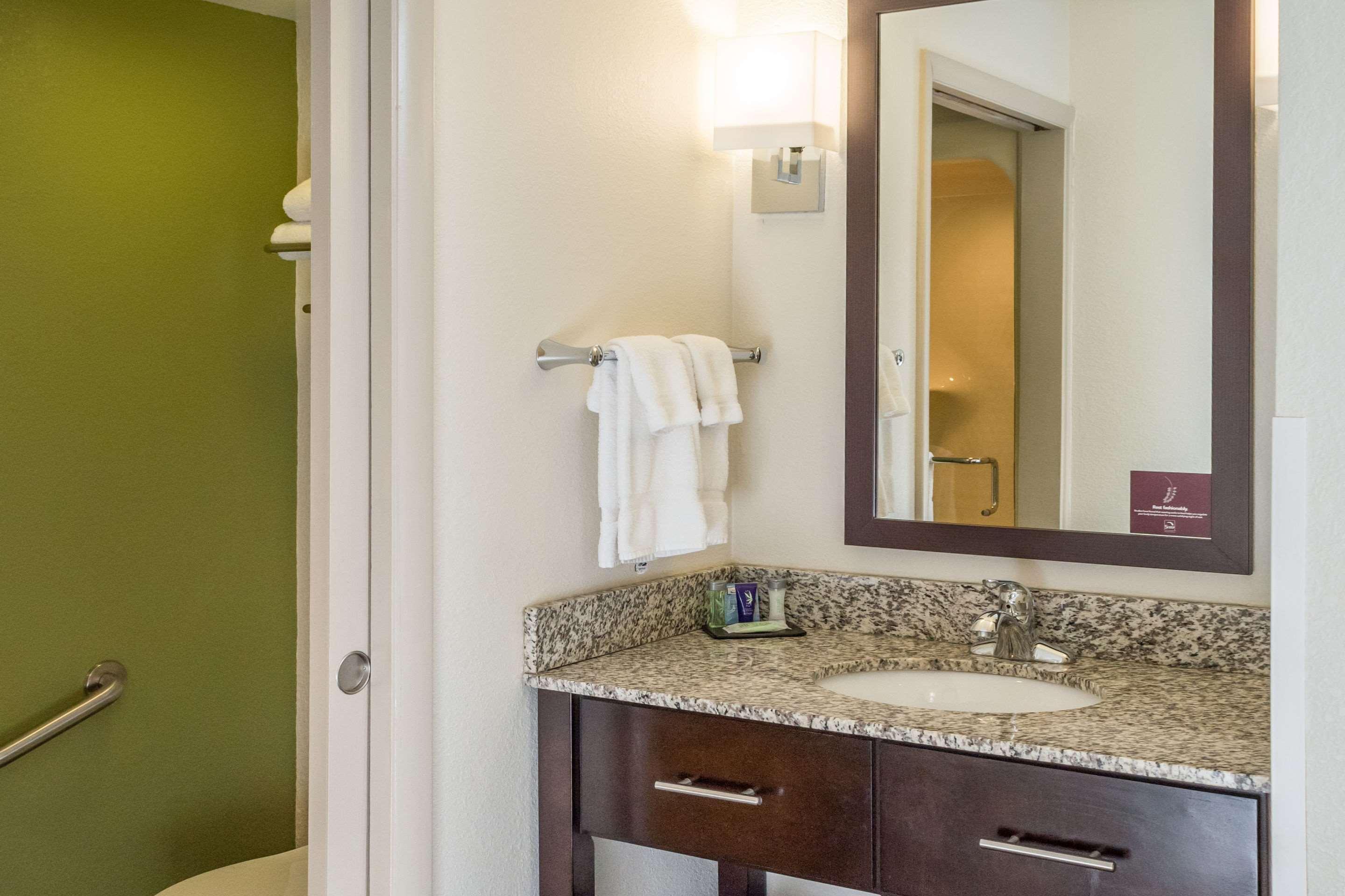 Sleep Inn & Suites Cross Lanes - South Charleston Bagian luar foto