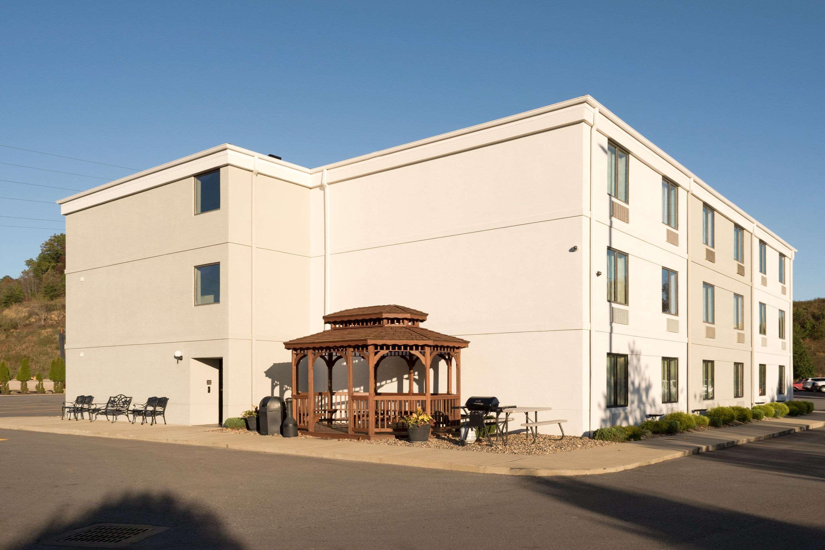 Sleep Inn & Suites Cross Lanes - South Charleston Bagian luar foto