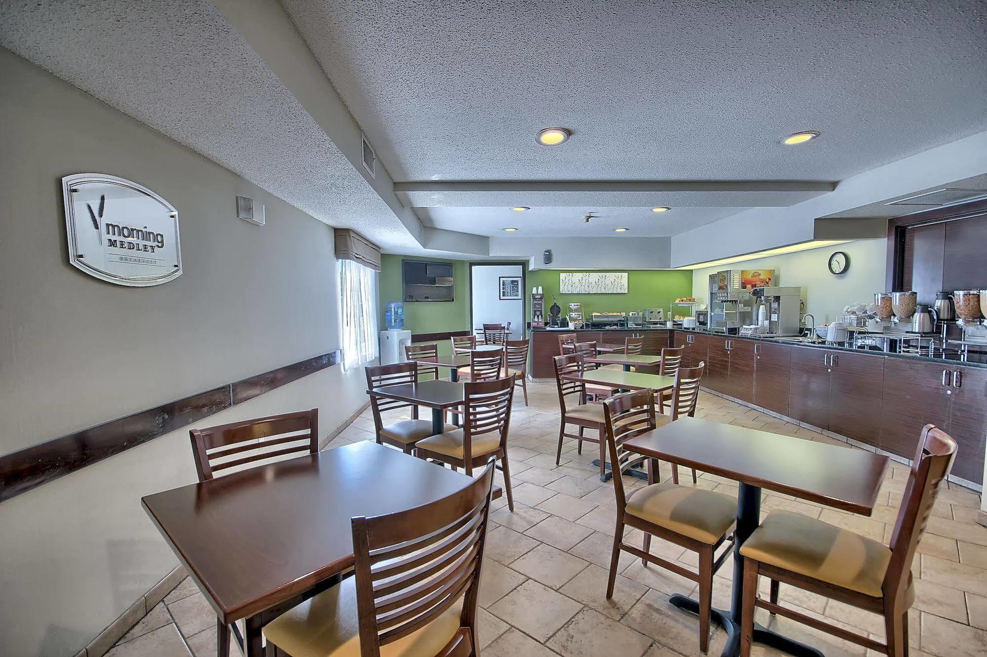 Sleep Inn & Suites Cross Lanes - South Charleston Bagian luar foto
